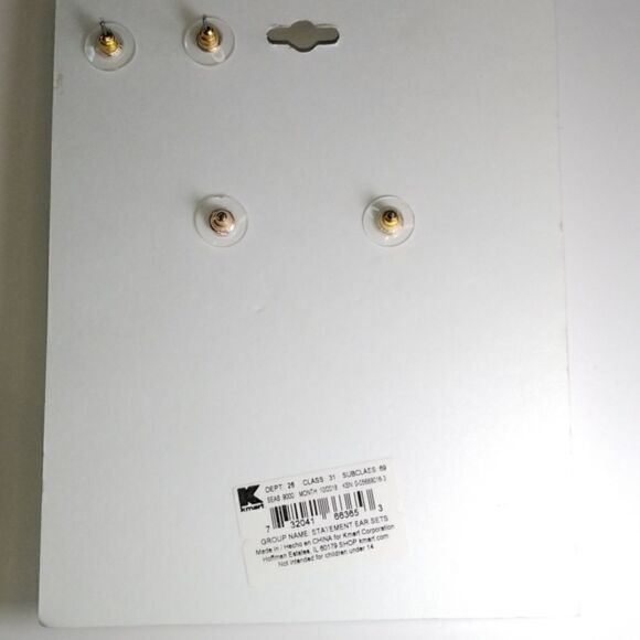 Women's Necklace & Earings - Picture 5 of 6